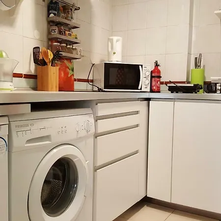 Cozy Studio With Garden Apartmán