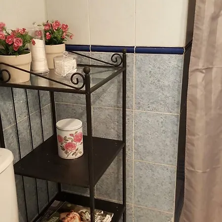Cozy Studio With Garden Apartmán