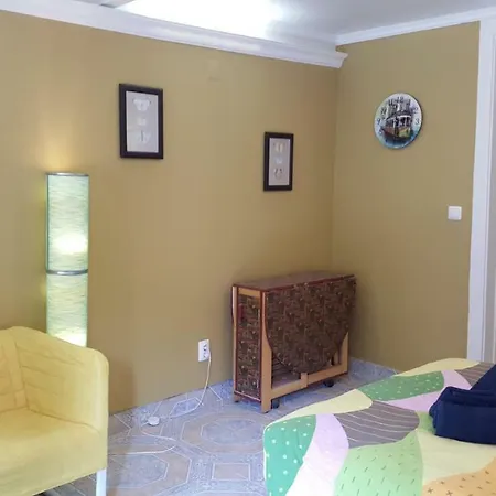 Apartmán Cozy Studio With Garden Lisboa