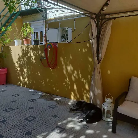 Cozy Studio With Garden Lissabon